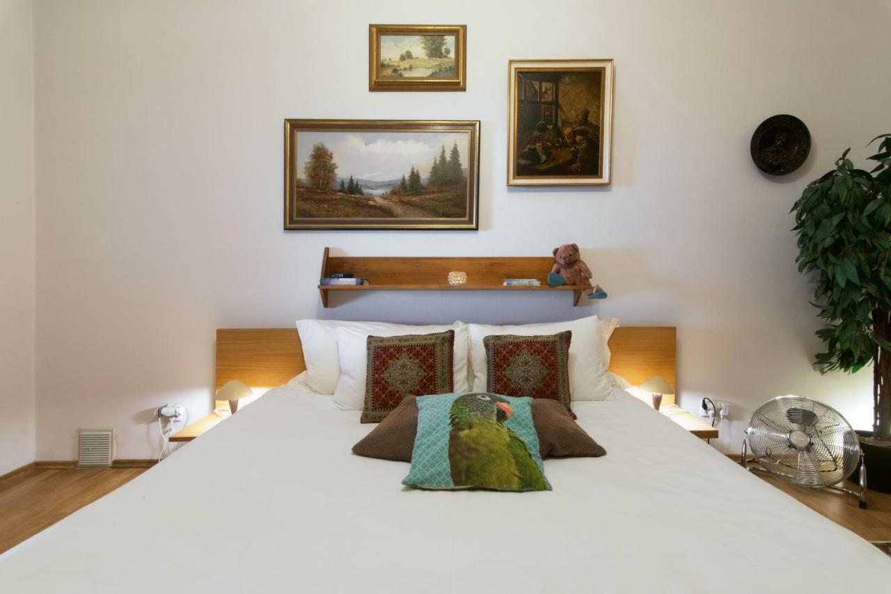 Victoria Design Stays - Apartment Rehorova Prague Ngoại thất bức ảnh