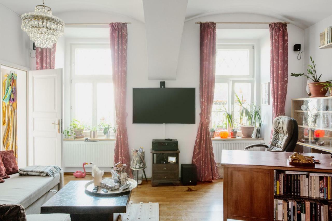 Victoria Design Stays - Apartment Rehorova Prague Ngoại thất bức ảnh