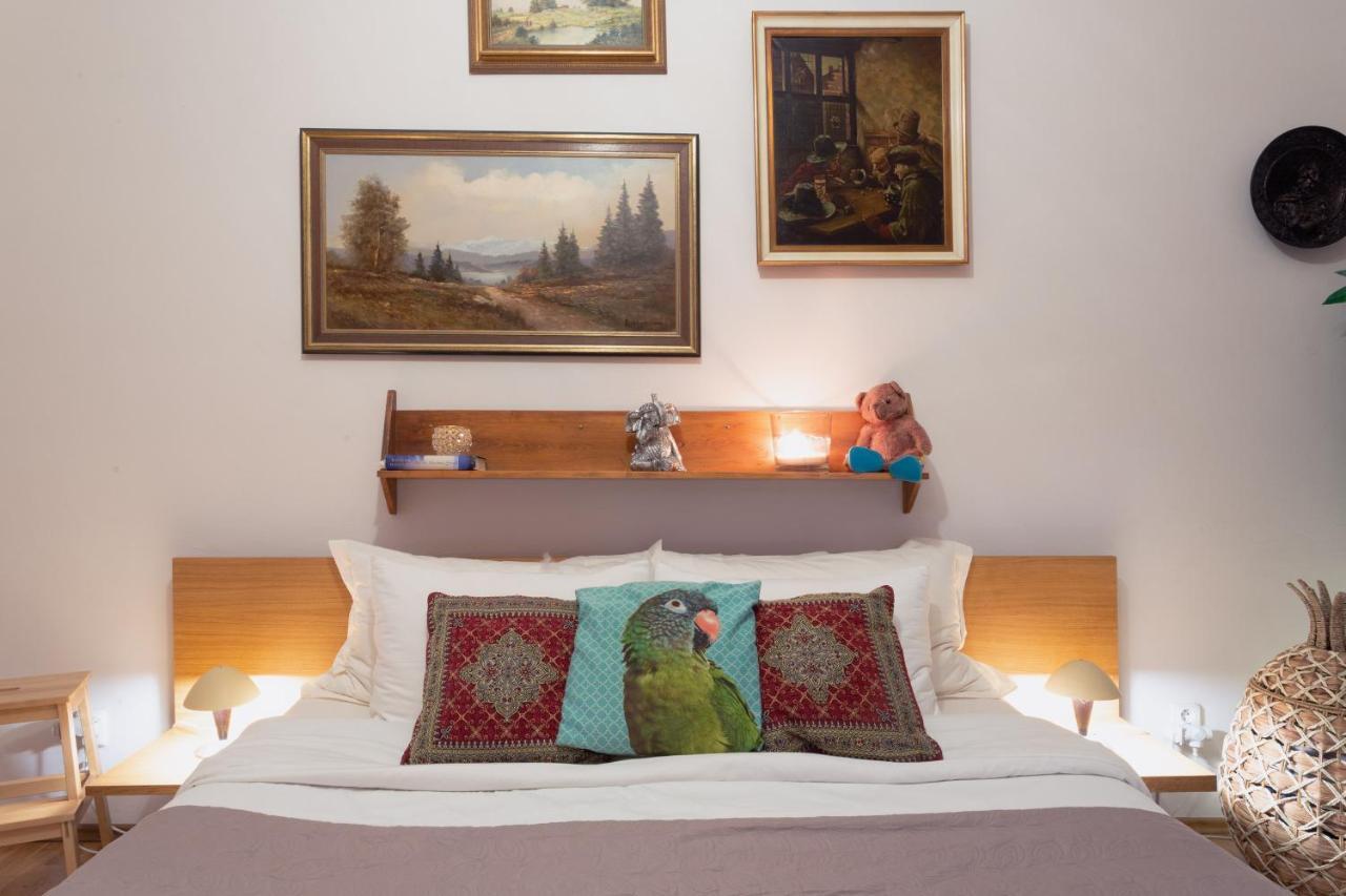 Victoria Design Stays - Apartment Rehorova Prague Ngoại thất bức ảnh